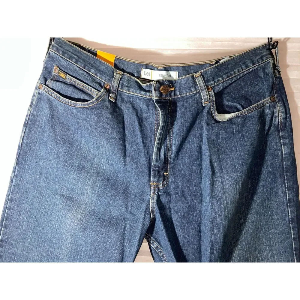 New Lee Men's Relaxed Fit Jeans Classic 38x30 Medium Wash Brand New!
